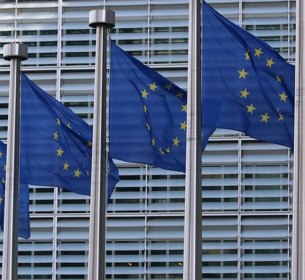L&rsquo;engagement des États-Unis, de l&rsquo;UE et du G7 ralentira le Splinternet, toutefois des efforts supplémentaires sont nécessaires Thumbnail